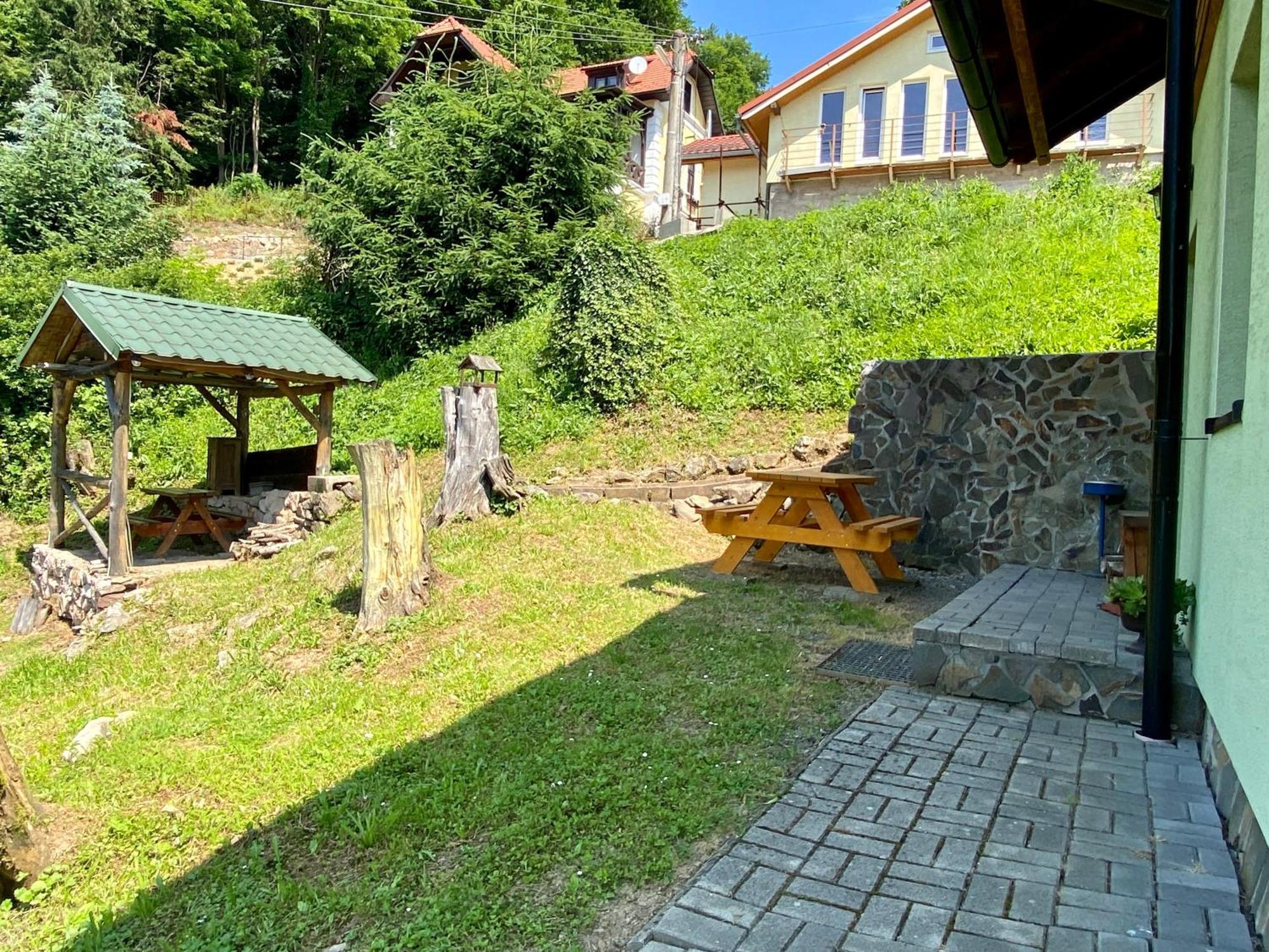Apartmány Alma Vyhne Exteriér fotografie